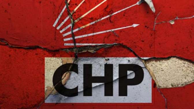 CHP’de istifa depremi!